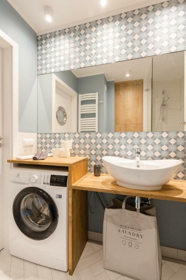 Apartament Downtown Apartment Gdynia Ngoại thất bức ảnh